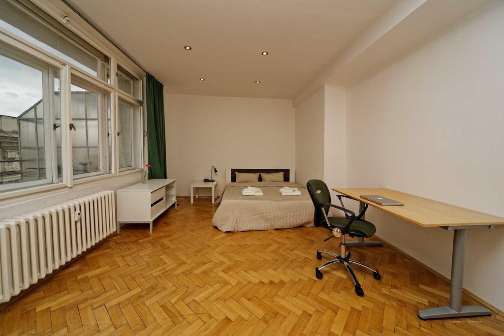 Apartments Vorsilska Prague Room photo