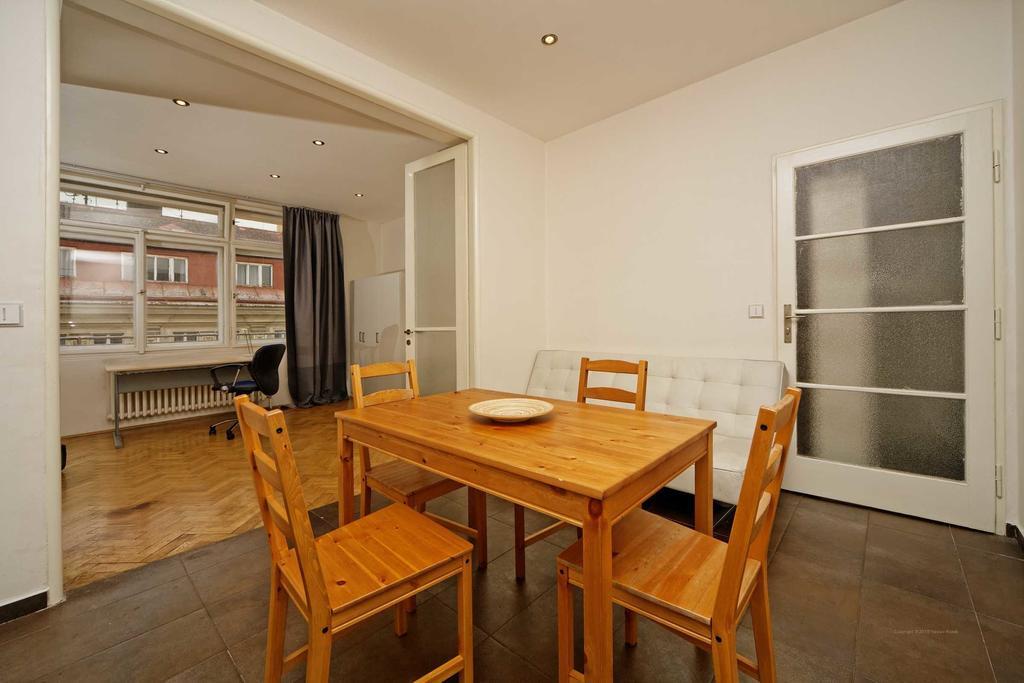 Apartments Vorsilska Prague Room photo
