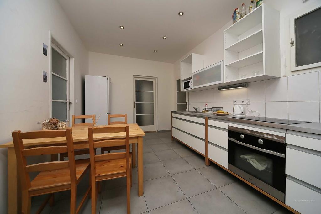 Apartments Vorsilska Prague Room photo
